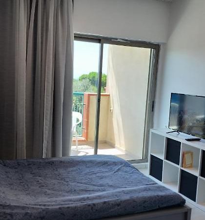 דירת חדר יפה ונעימה באיזור פסטורלי ושקט Apartment Zikhron Ya'akov Exterior photo