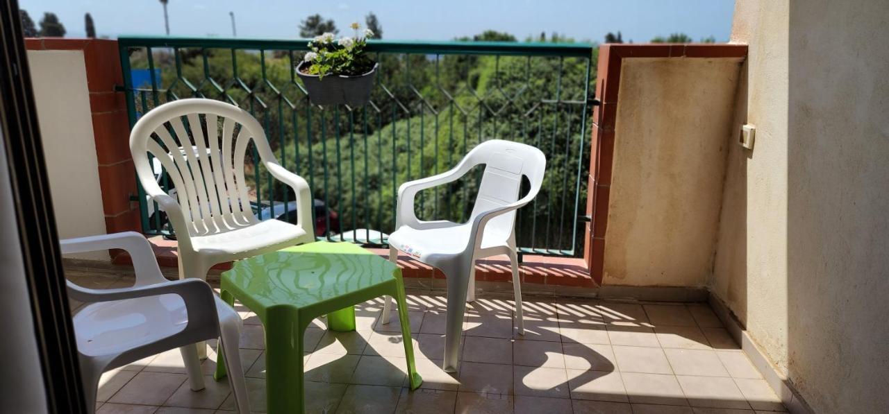 דירת חדר יפה ונעימה באיזור פסטורלי ושקט Apartment Zikhron Ya'akov Exterior photo